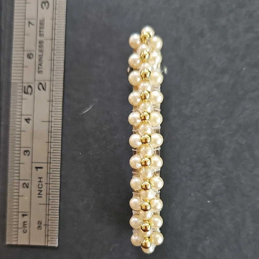 Elegant Pearl and Gold Hair Barrette - Picture 3 of 3